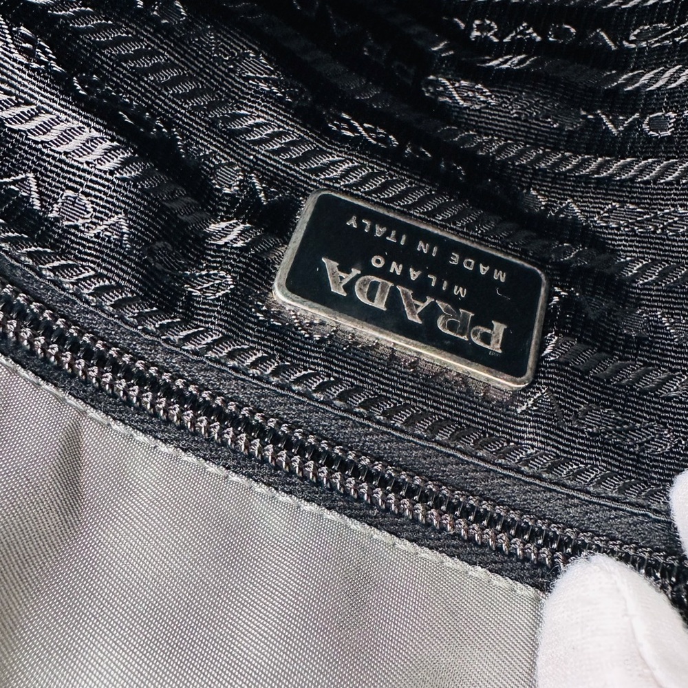 Prada Nylon Gray shoulder Bag - Picture 2 of 12